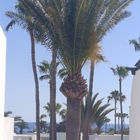 Appartamento Blue Ocean Costa Teguise Esterno foto